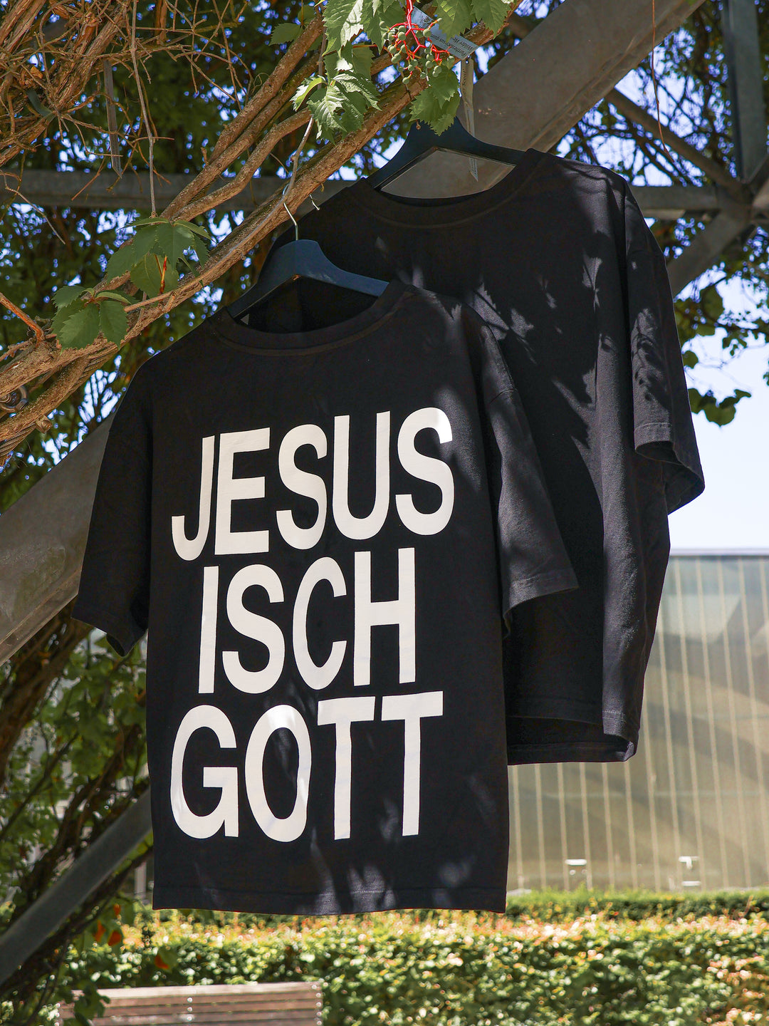 JESUS ISCH GOTT - black